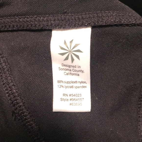 EUC Athleta short 2.5” - Picture 5 of 6